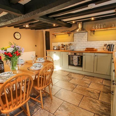 Little Bicton Villa Крейвън Армс Екстериор снимка
