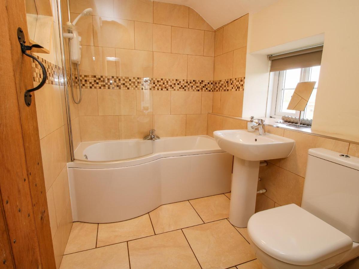 Little Bicton Villa Крейвън Армс Екстериор снимка
